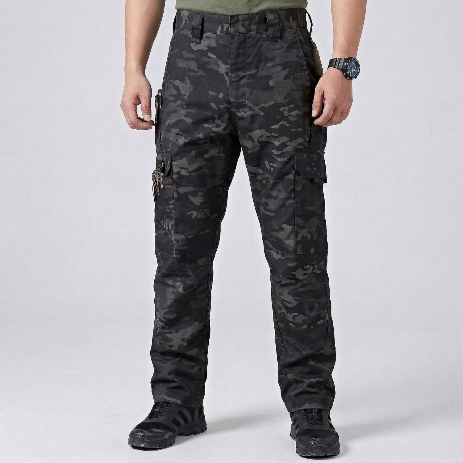 Water-Resistant Tactical Cargo Trousers – Durable Outdoor Work Design