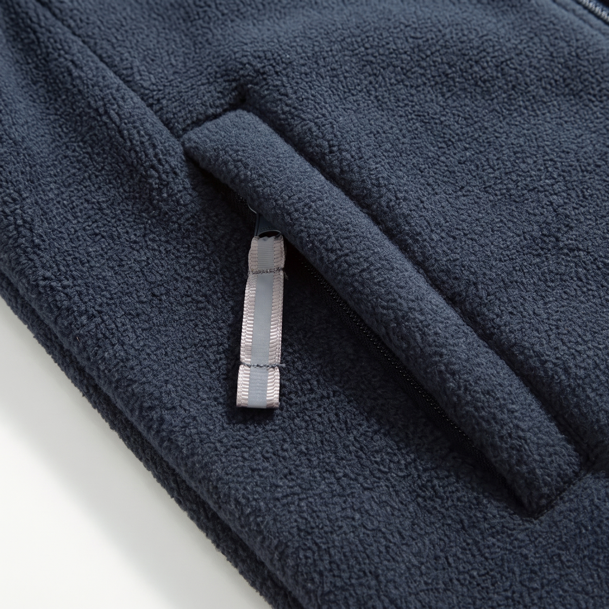 Men's Fleece Gilet - Fleece Texture Detail - Terrabound
