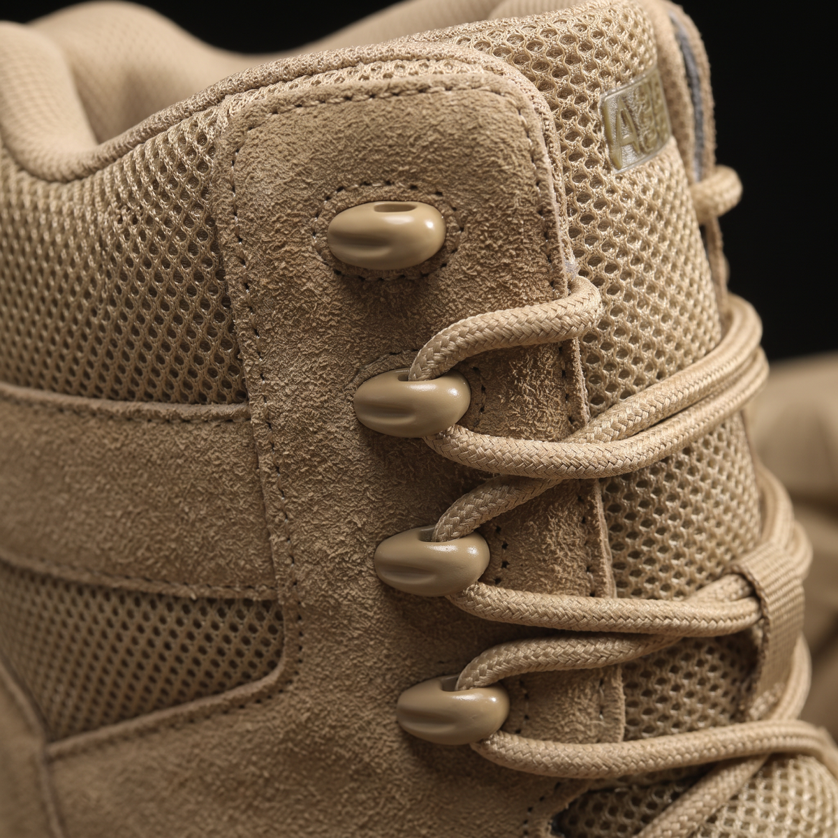 Close-up of the metal speed hooks and mesh shaft panel
