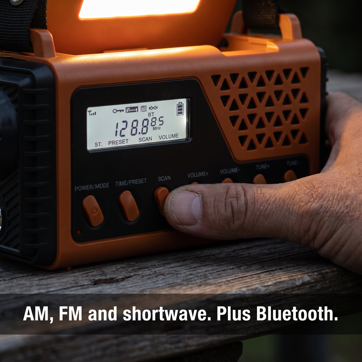 Close-up of the radio display and keys: AM, FM and shortwave plus Bluetooth