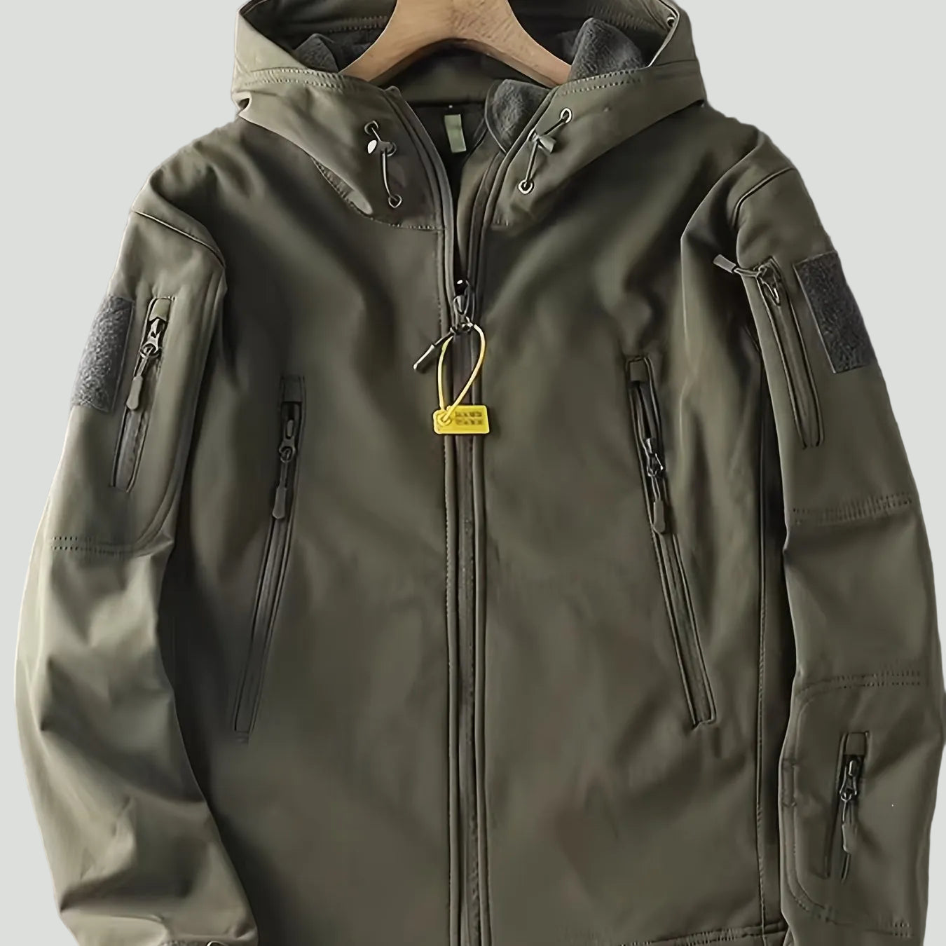Men’s Hooded Outdoor Jacket – Lightweight Zip-Up Layer for Active Use
