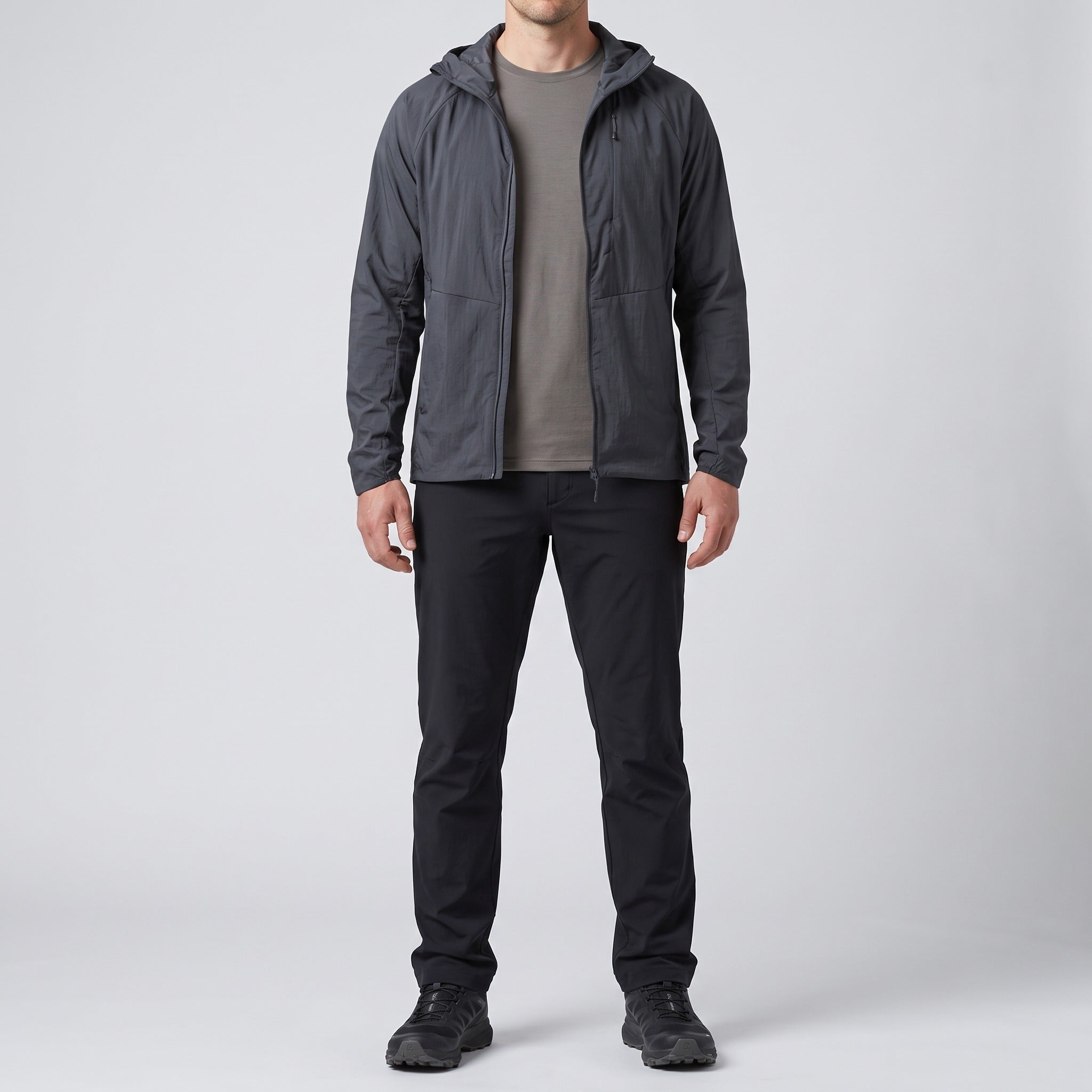Men's windbreaker in Black worn, front