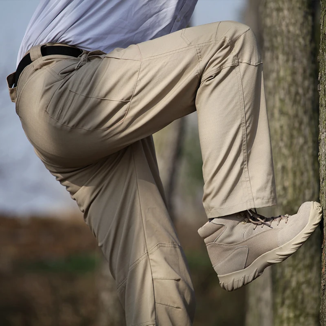Outdoor Cargo Trousers | Durable Design for Walking & Tactical Use