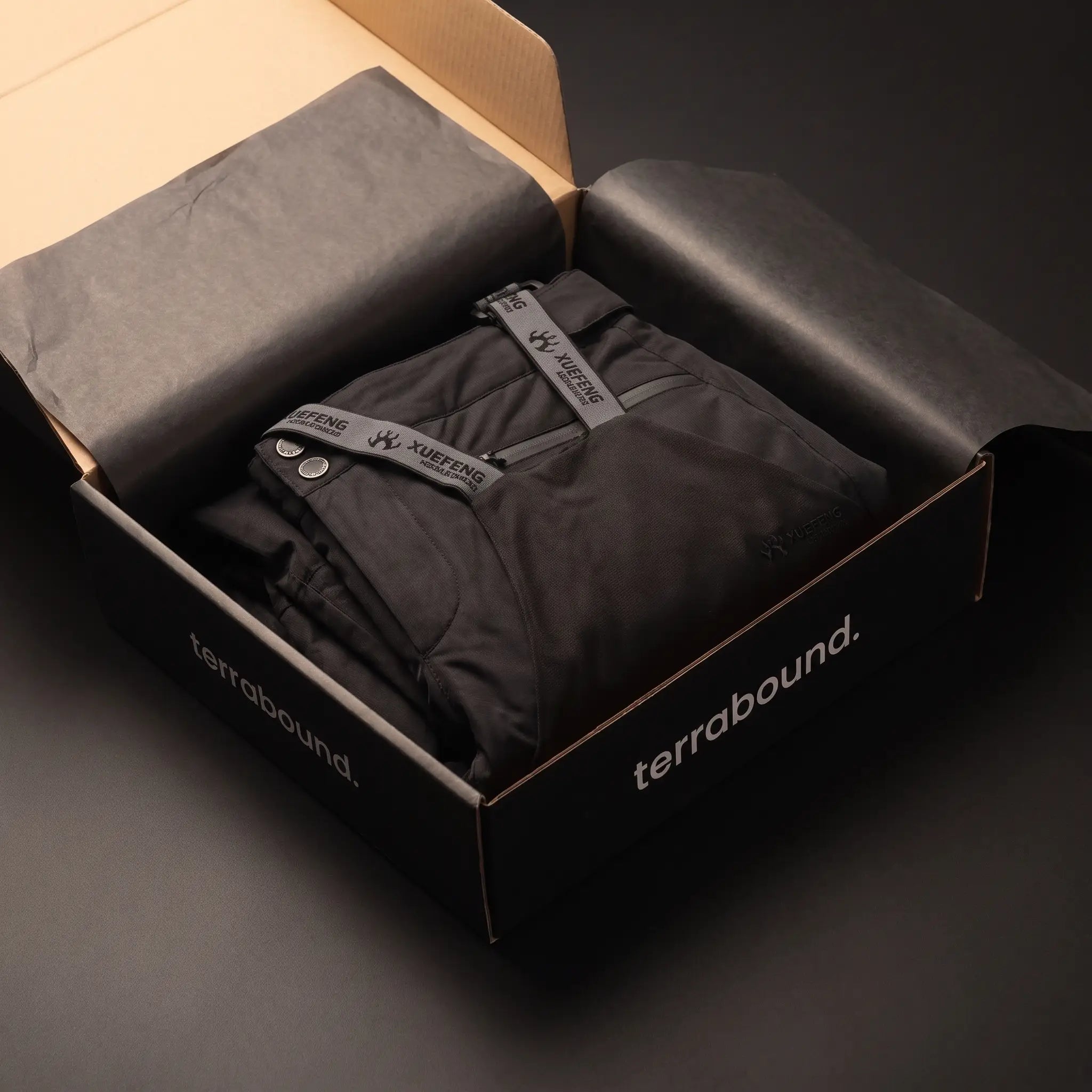 terrabound. ski trousers premium packaging
