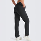 Back three-quarter view of the black fleece lined joggers worn, plain back and side pocket