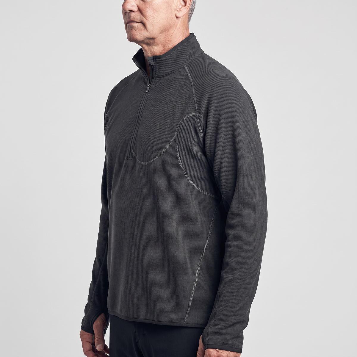 Men's Terrabound half-zip fleece in Black, three-quarter side view
