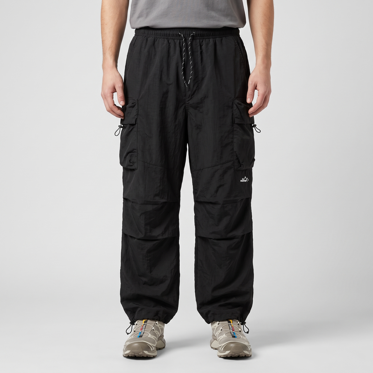 Terrabound baggy cargo trousers in Black, front view
