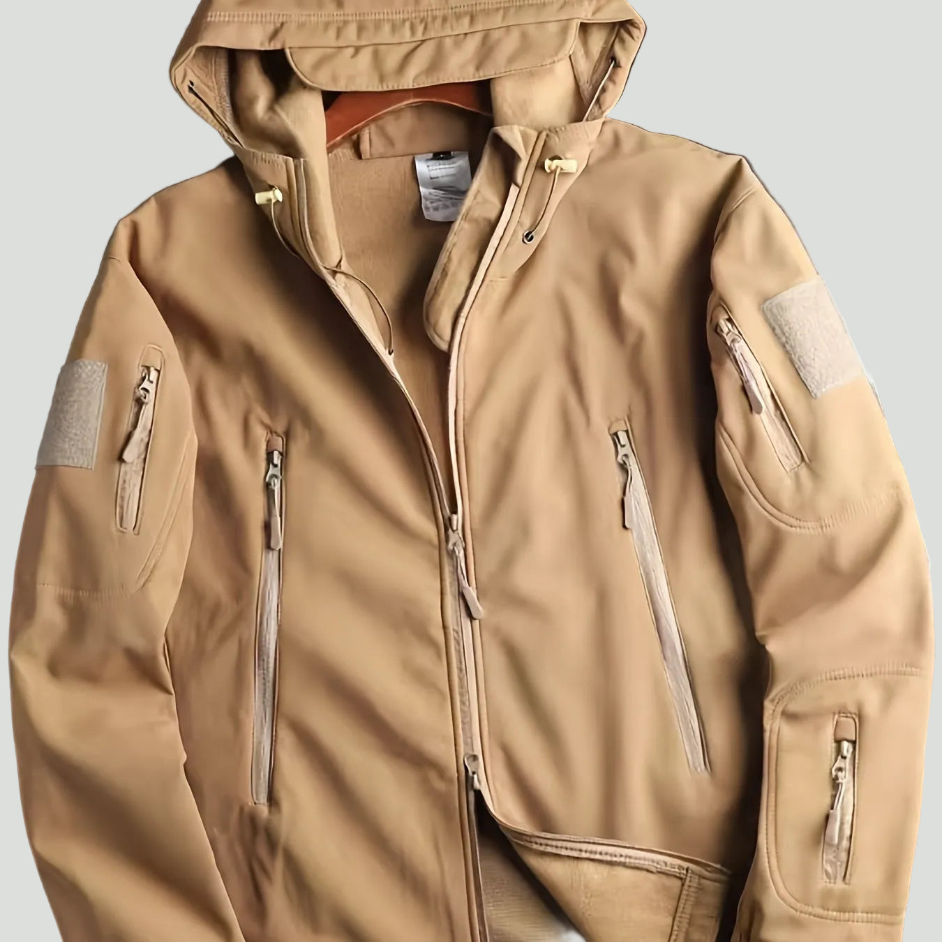 Men’s Hooded Outdoor Jacket – Lightweight Zip-Up Layer for Active Use