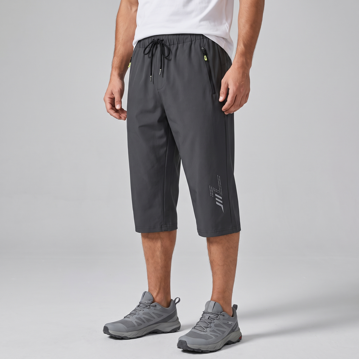 Men's 3/4 shorts in grey - side view