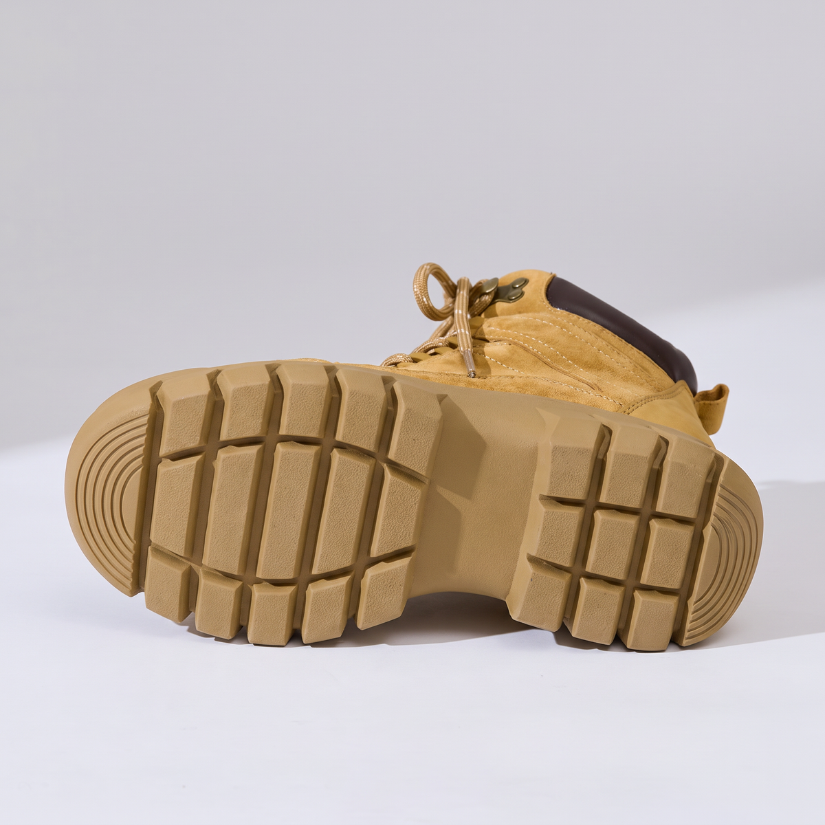 Block-tread rubber outsole of the Women's Walking Boots in Wheat
