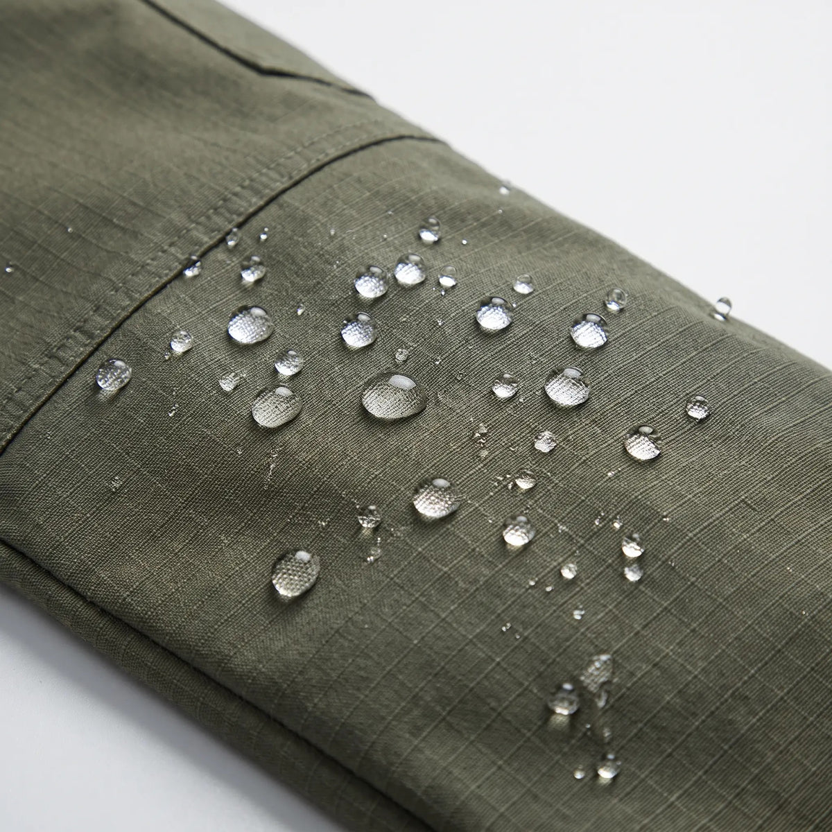 Water beading on the water-repellent ripstop fabric