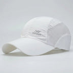 Running cap in White