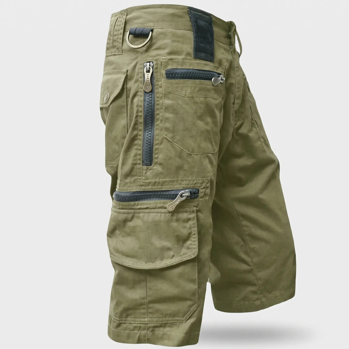 Men's cargo shorts in green